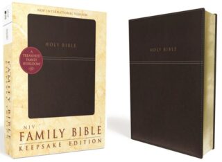 9780310438120 Family Bible Keepsake Edition