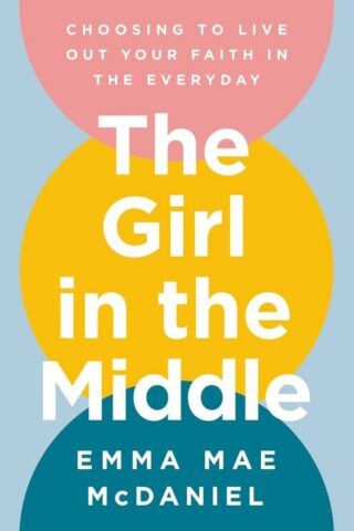 9780593602485 Girl In The Middle